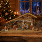Preview: Stimmungsvolle Weihnachtskrippe Reichenschwand - inkl. 12 tlg. Figurensatz K 007 Maße: Krippe ca. 80 x 40 x 36 cm