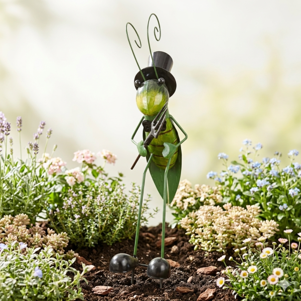 Beeindruckender Gartenstecker Grashüpfer - Höhe ca. 65 cm
