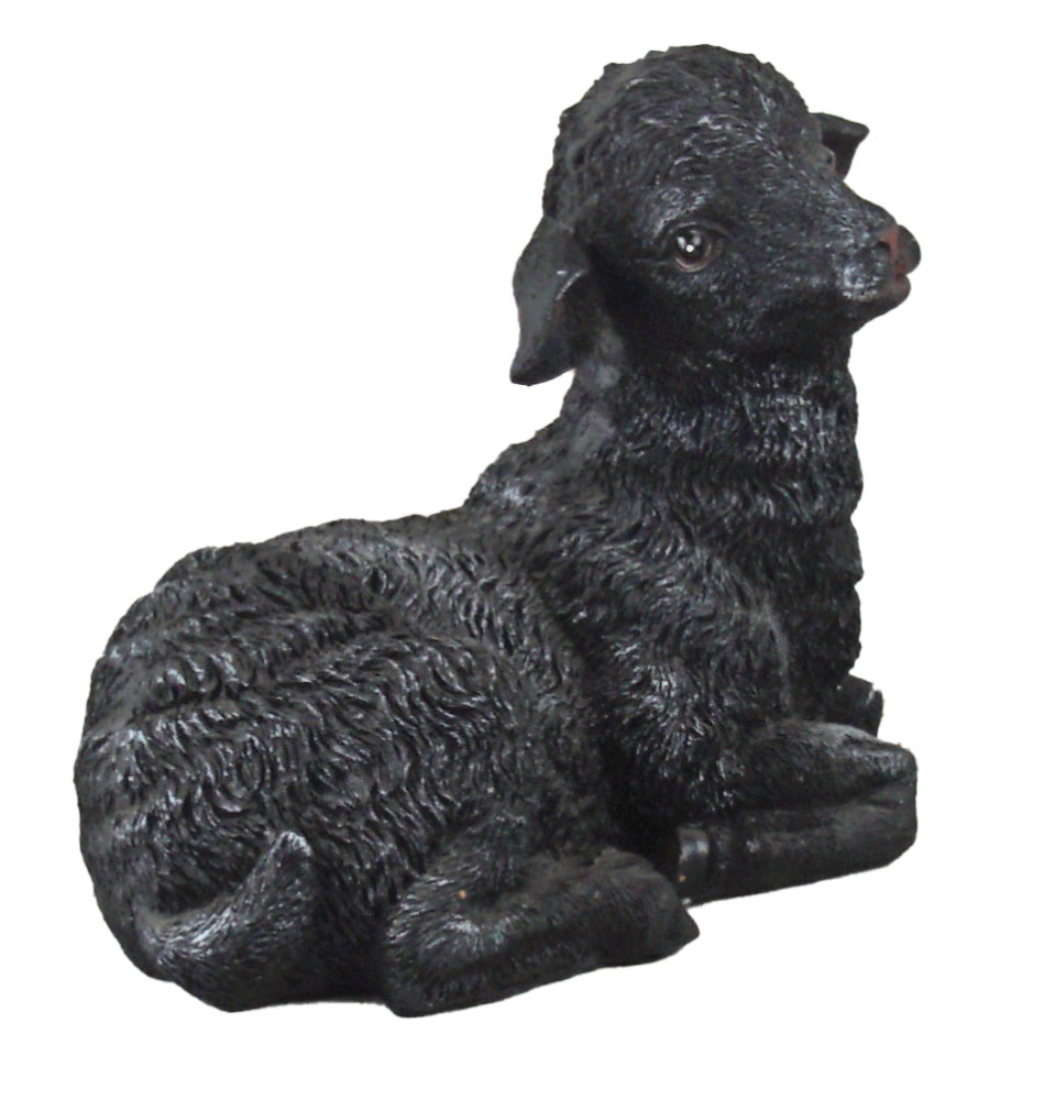 Schwarze Lammfigur – Ein Hauch von Eleganz für Ihr Zuhause