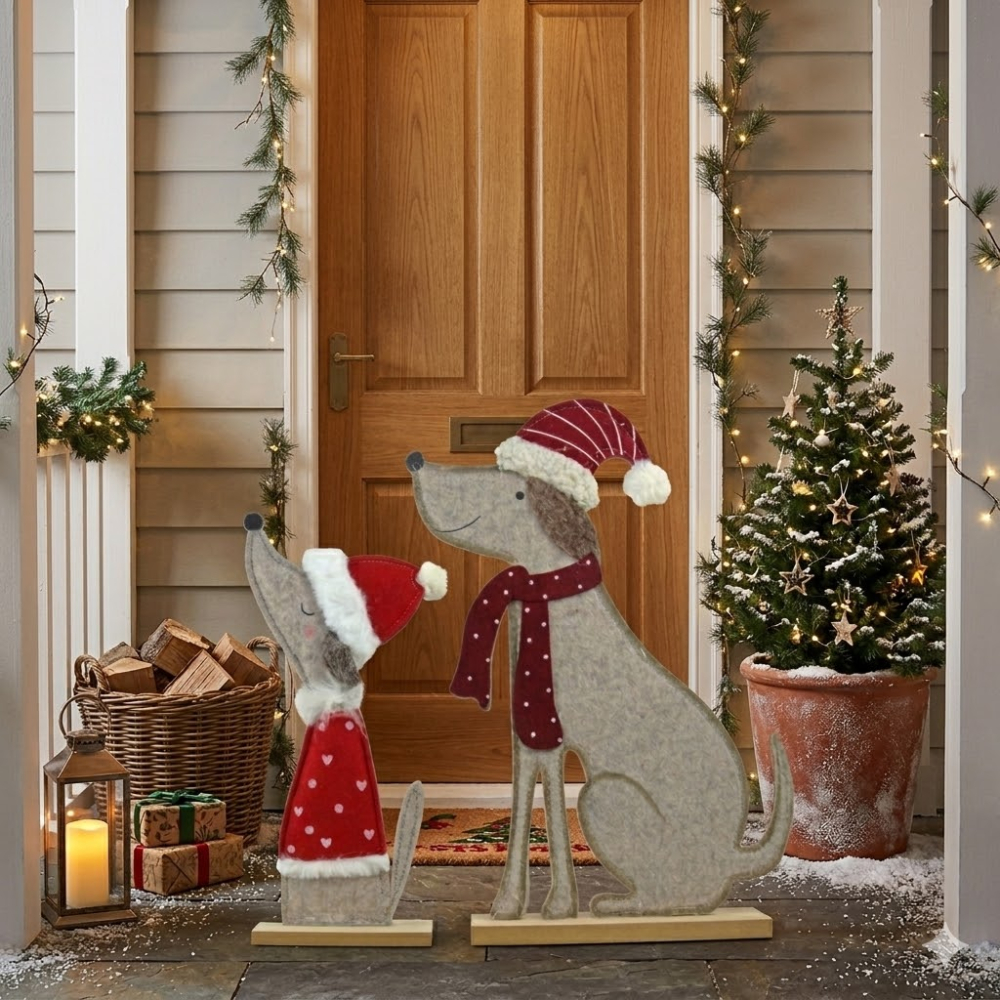 Weihnachtsdeko Hundepaar – Filzfiguren mit Santa-Outfits